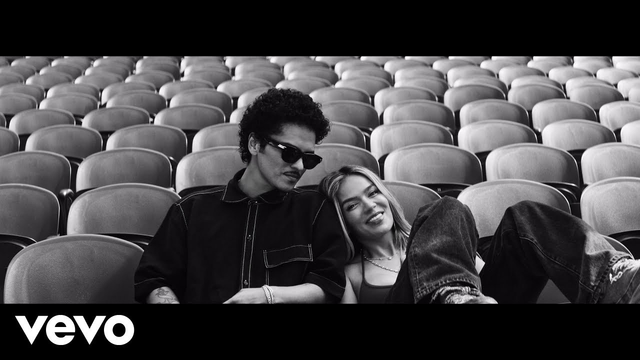 Karol G, Bruno Mars - Still