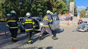 пожарникари демонстрация Гоце Делчев