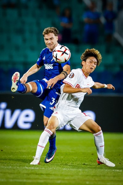 Lewski Левски Залцбург1