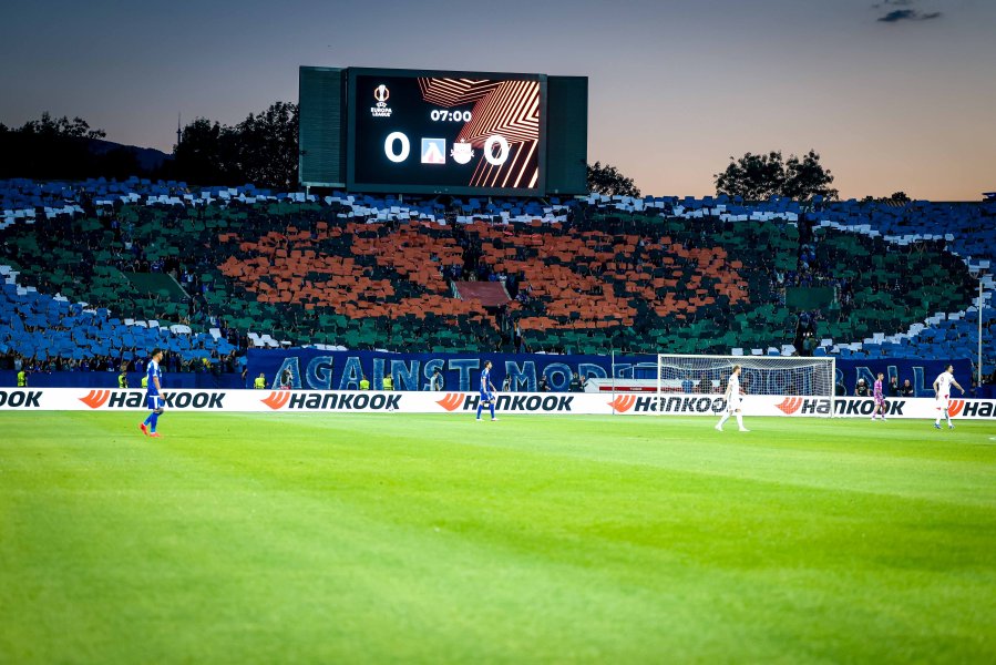 Lewski Левски Залцбург1