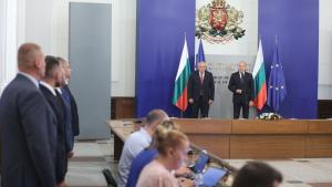 Радев полицаи