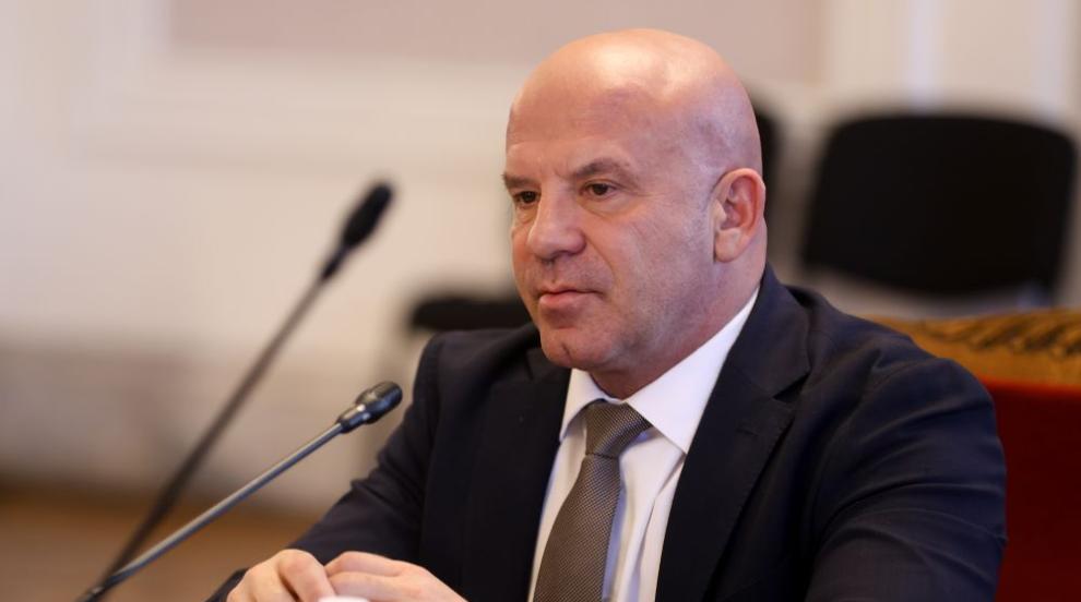 Министър Керязов: Държавни спортни бази са ползвани с години без наем
