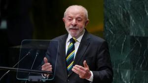 Бразилският президент Луиз Инасио Лула да Силва говори пред Общото