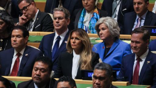 https://m.netinfo.bg/media/images/51386/51386330/512-288-donald-i-melaniia-trymp.jpg