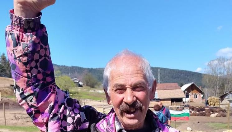 Ба Рибан - Искат стадото във Велинград за научни опити