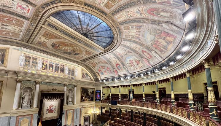 испания парламетн
