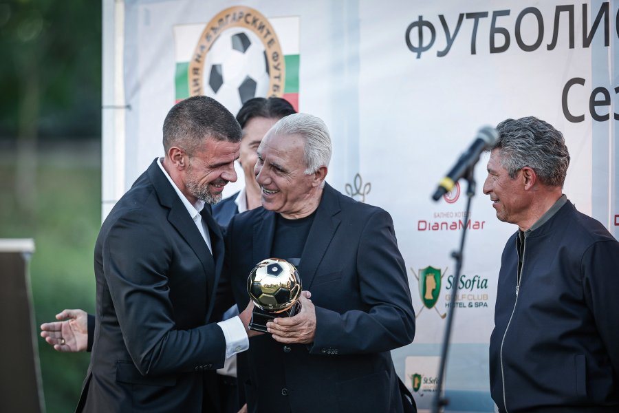Футболист на футболистите1