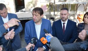 <p>Шишков: Започна аварийна подмяна на мантинелите</p>