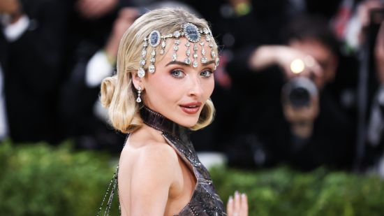 Sabrina Carpenter ще играе Джинджър Роджърс в биографичен филм за Фред Астер