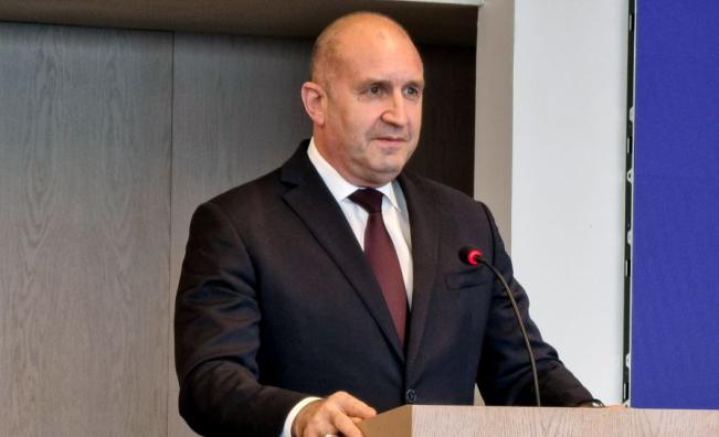 Румен Радев покани българите да посрещнат тленните останки на цар Самуил в София