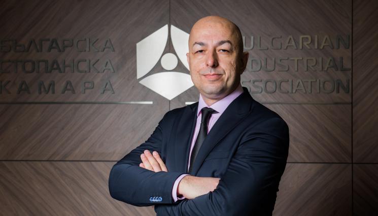 щерьо ножаров - Икономистът Щерьо Ножаров пред “Телеграф”: Брюксел ще ни съди за данък свръхпечалба