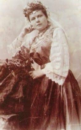 Юлия Малинова