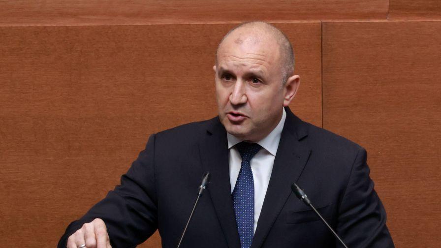 Румен Радев: Никога не съм казвал, че ще суспендирам споразумението, което Гюров сключи с Украйна