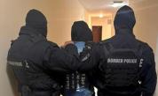 Разбиха мощна група за трафик на мигранти през България