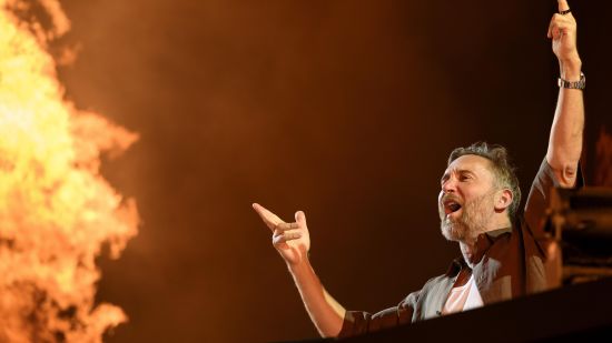 David Guetta влезе в историята като №1 DJ в света за рекорден шести път