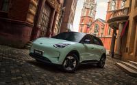 Geely E2