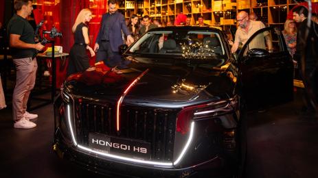 Hongqi премиера Богданска