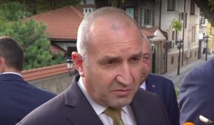 Радев разкри за какво е говорил с Буданов