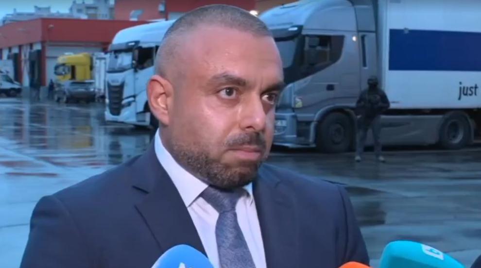 Нов удар по наркотрафика: Откриха 200 кг марихуана, както и кокаин в камиони в месокомбинат в Ловеч