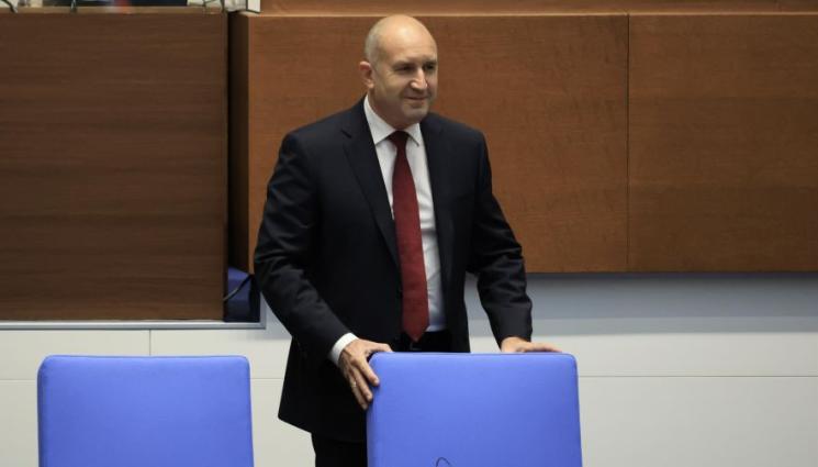 радев нс - Радев: Митрофанова увери, че Русия не е удряла кораби в Черно море