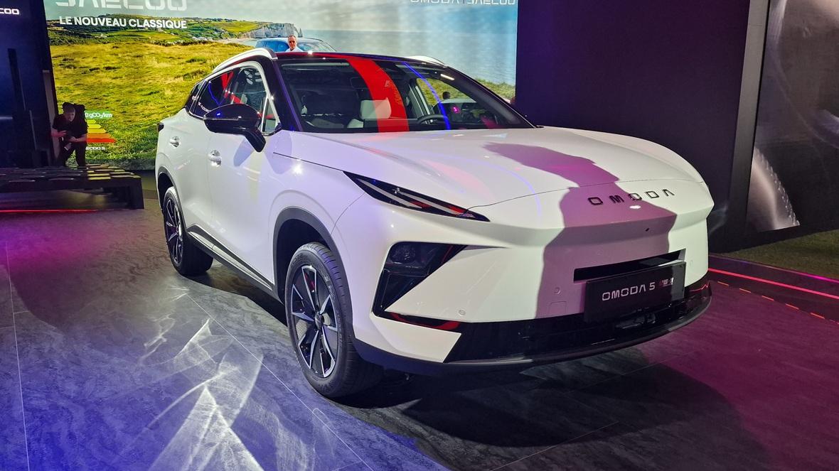 Omoda 5 Next китайски автомобили