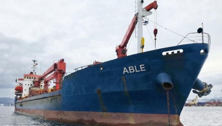 кораб абел - Поразеният от дрон кораб „ABLE“ напусна българските води