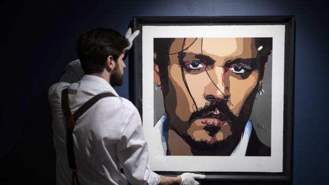 Отвъд киното: Джони Деп показва личния си свят с първа арт изложба