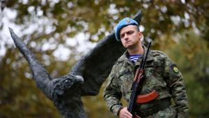 Парашутист