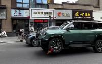 BYD Bao 8 3 колела DiSus P Ultra окачване любопитно