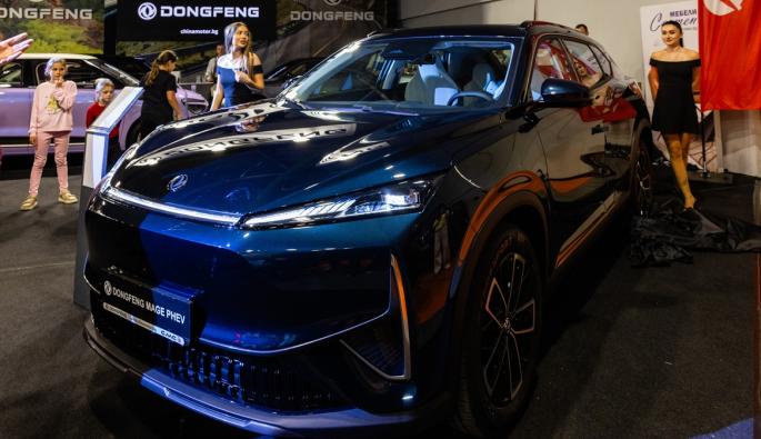  Dongfeng Mage