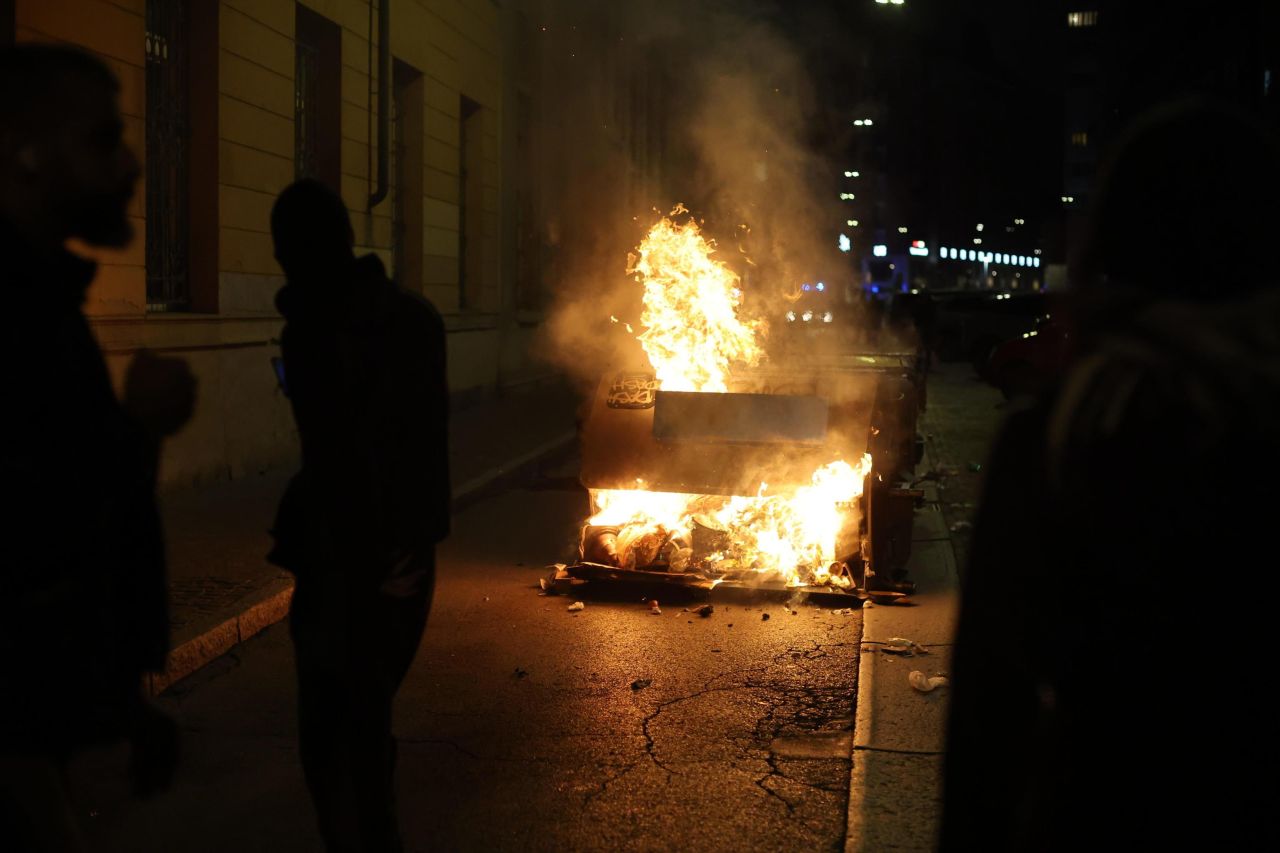 30-годишен учен е сочен за организатор на погромите в Милано, той запази мълчание пред съда
