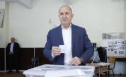 Радев: Президентът трябва има знания, опит, ясни позиции и принципи, които е готов да отстоява