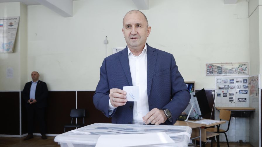Радев: Президентът трябва има знания, опит, ясни позиции и принципи, които е готов да отстоява