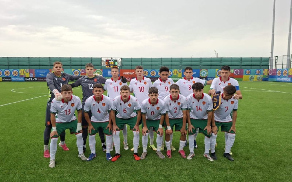 България U15 започна с две победи в Баку