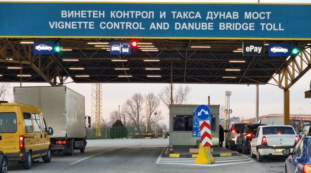 Ограничават движението на граничния преход „Русе – Гюргево“
