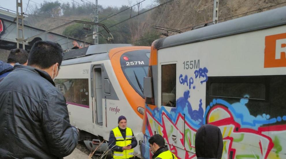 Два пътнически влака се сблъскаха край Толедо, има ранени пътници