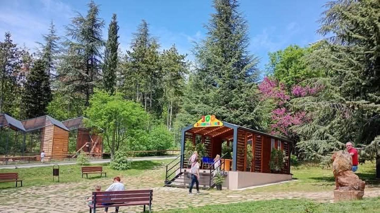 Зоопарк  – Стара Загора отваря първата оранжерия за деца в България