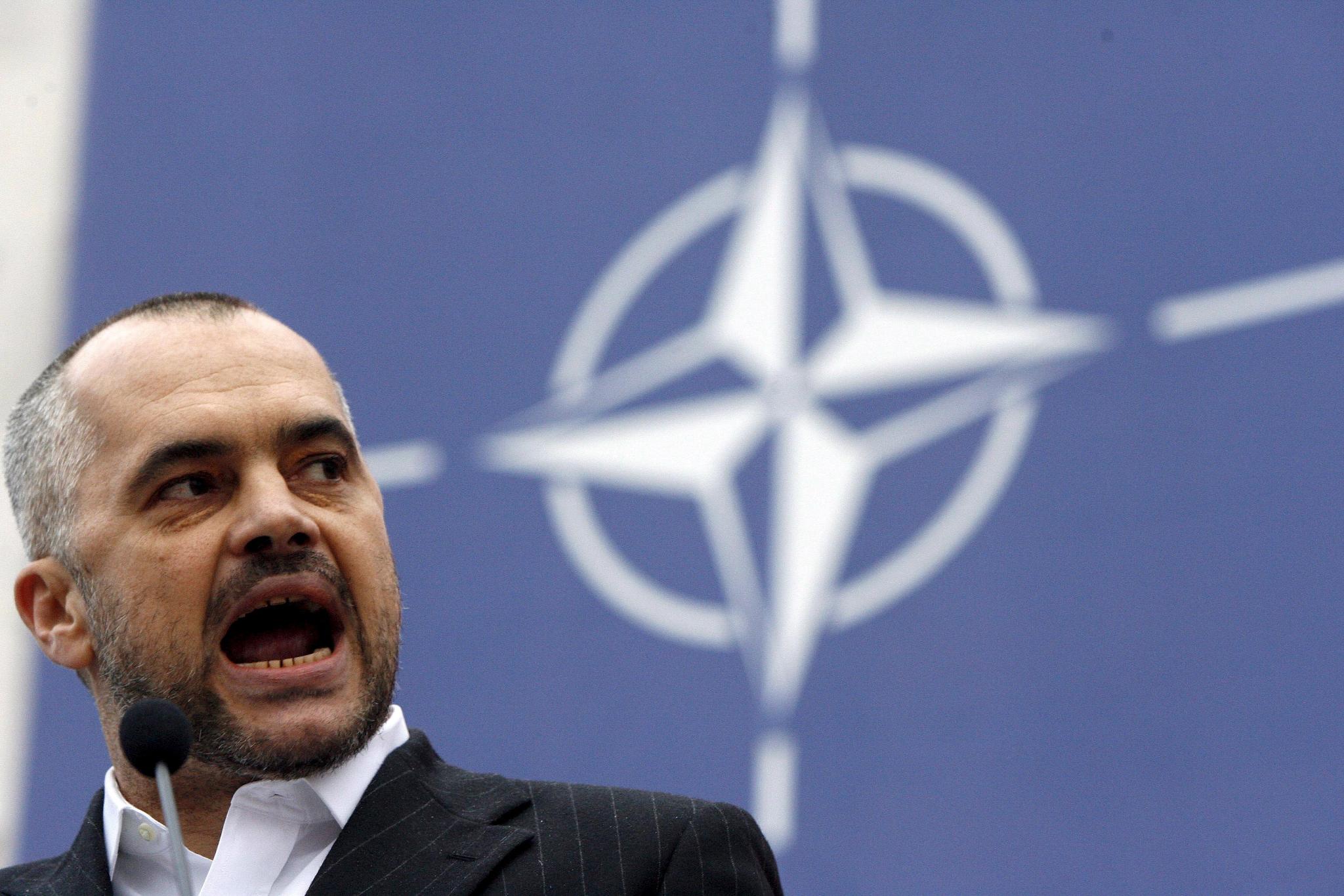 Избори пред провал: Много албанци нямали лични карти