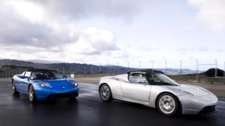 Роудстърът на Тесла електрически суперавтомобил