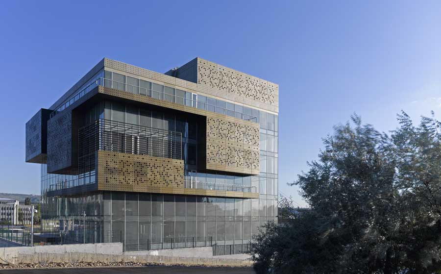 Турция: Блокираха сметките на медийната група "Доган"