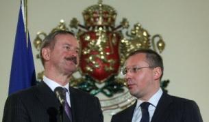Зам.-председателят на ЕК Сийм Калас и премиерът Сергей Станишев