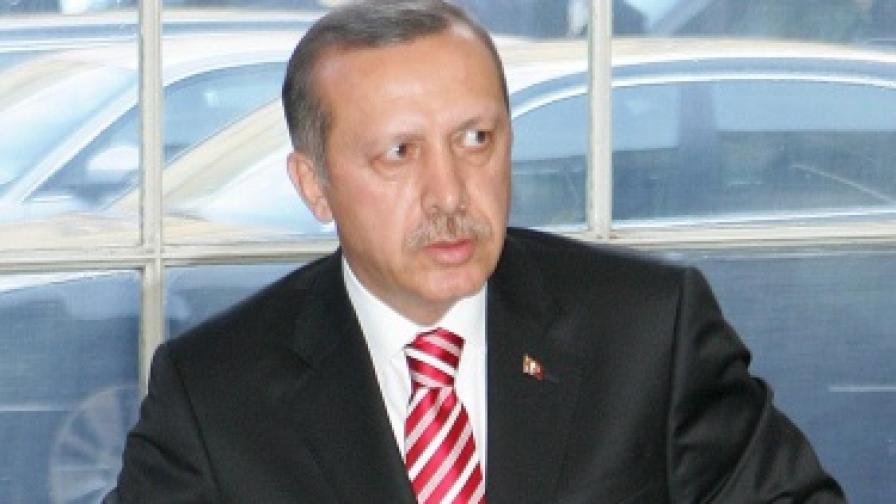 Ердоган е "лично против" кандидатурата на Расмусен