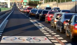 Пекин удължава ограниченията в трафика