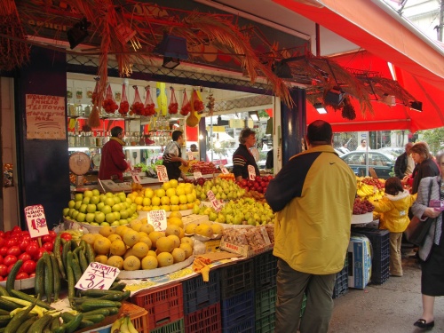 И гърците вече пестят