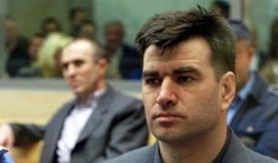 Легия си прибрал парите дори от затвора