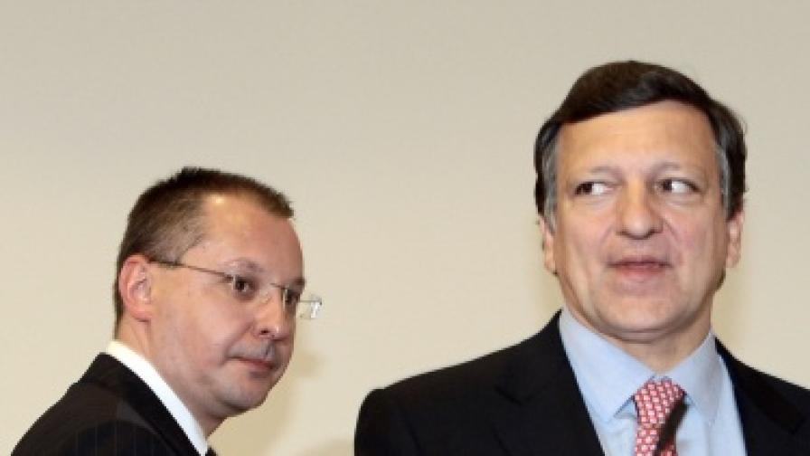 Сергей Станишев и Жозе Барозу са с срещнали в рамките на енергийния форум, който се провежда в София