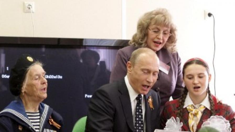 Путин се притече с песен на помощ на ученичка