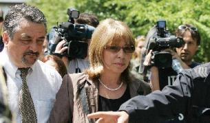 Мария Мургина заедно с адвоката си отива в следствието