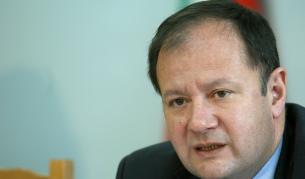 Министър Михаил Миков