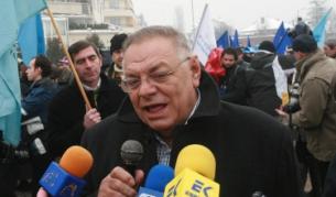 КНСБ: Икономията от заплати увеличава кризата